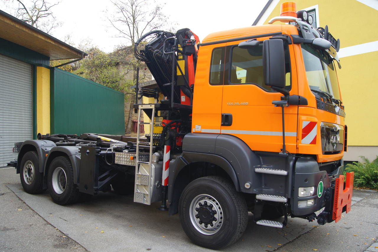 Snow removal vehicle MAN TGS 28.400 BL 6x4-4/TÜV/PK12002/PALIFT/Winterdienst/Salzstreuer/Streuer/Schneepflug: picture 7 Snow removal vehicle MAN TGS 28.400 BL 6x4-4/TÜV/PK12002/PALIFT/Winterdienst/Salzstreuer/Streuer/Schneepflug: picture 7