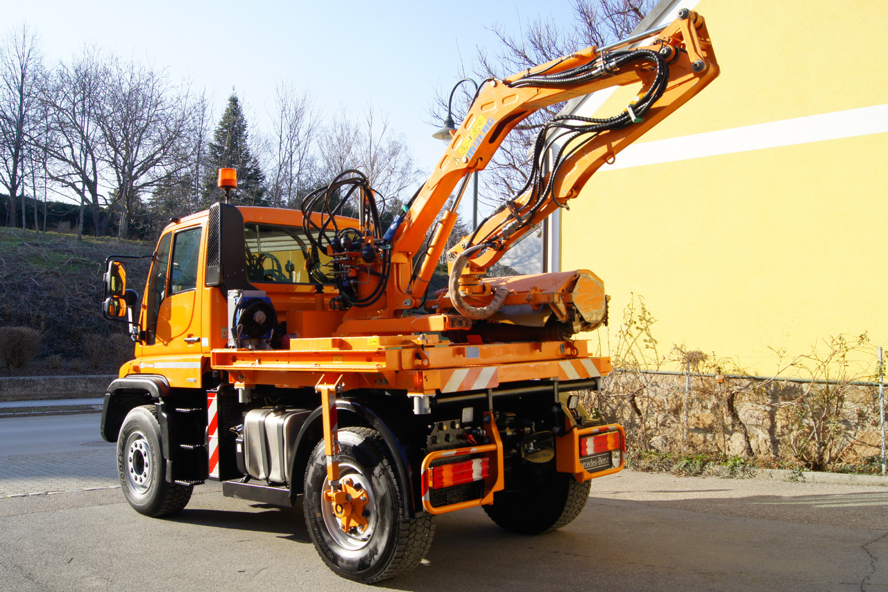 Unimog Unimog U 400/Hydrostat/Mähtür +MULAG MHU 800 - Municipal/ Special vehicle: picture 4 Unimog Unimog U 400/Hydrostat/Mähtür +MULAG MHU 800 - Municipal/ Special vehicle: picture 4