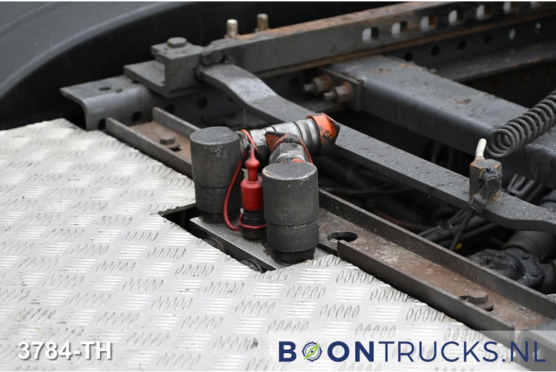 Tractor unit Volvo FH 540 6X2 FULL  AIR  | EURO 6 * NEW APK * BOOGIE * HYDRAULICS *: picture 18