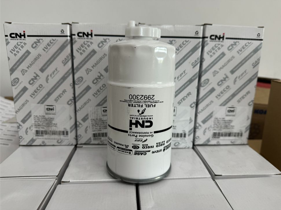 IVECO FUEL FILTER 2992300 - Fuel filter for Truck: picture 1 IVECO FUEL FILTER 2992300 - Fuel filter for Truck: picture 1