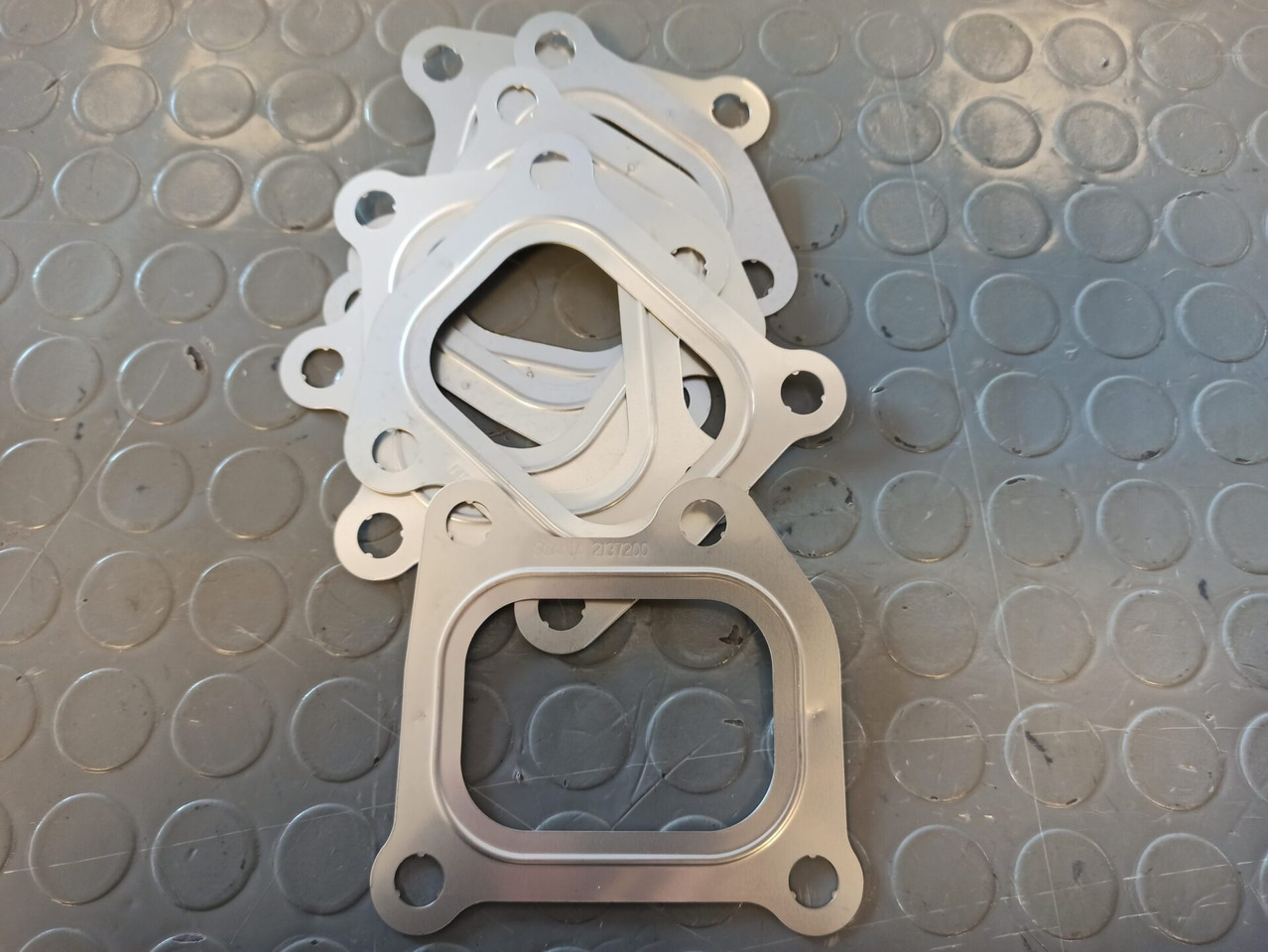 SCANIA GASKET 2137200 - Engine gasket for Truck: picture 1 SCANIA GASKET 2137200 - Engine gasket for Truck: picture 1