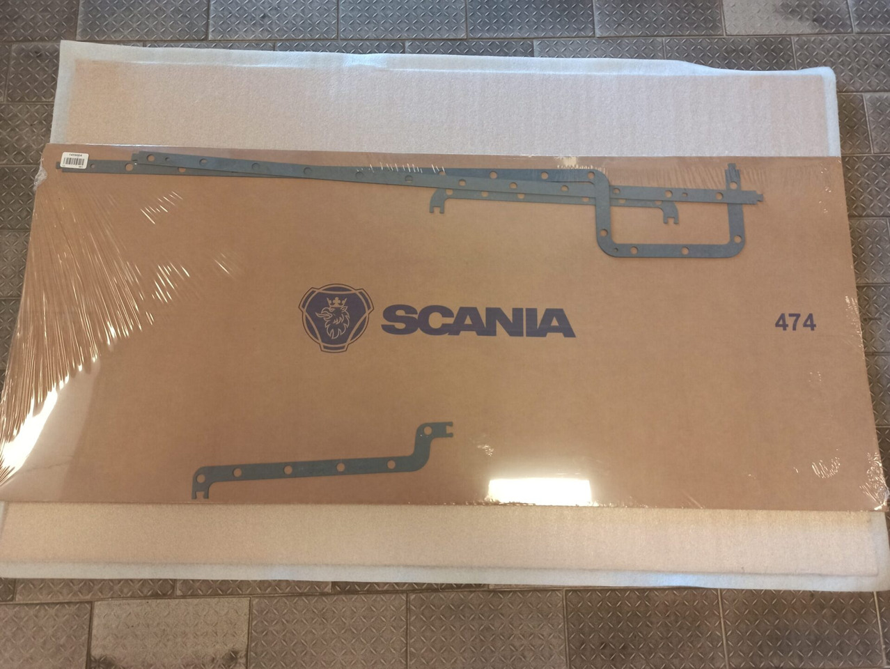 SCANIA OIL SUMP GASKET - 1459004 - Oil pan for Truck: picture 1 SCANIA OIL SUMP GASKET - 1459004 - Oil pan for Truck: picture 1
