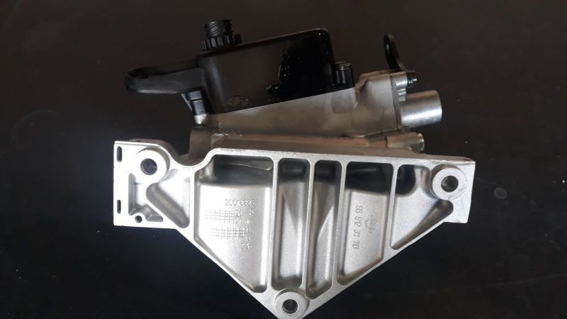 VOLVO FUEL FILTER HOUSING 21900860, 21032642 - Fuel filter for Truck: picture 4 VOLVO FUEL FILTER HOUSING 21900860, 21032642 - Fuel filter for Truck: picture 4