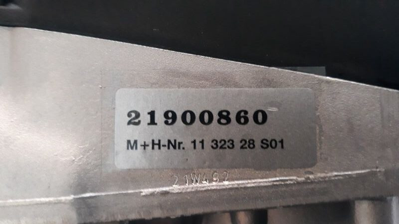 VOLVO FUEL FILTER HOUSING 21900860, 21032642 - Fuel filter for Truck: picture 5 VOLVO FUEL FILTER HOUSING 21900860, 21032642 - Fuel filter for Truck: picture 5