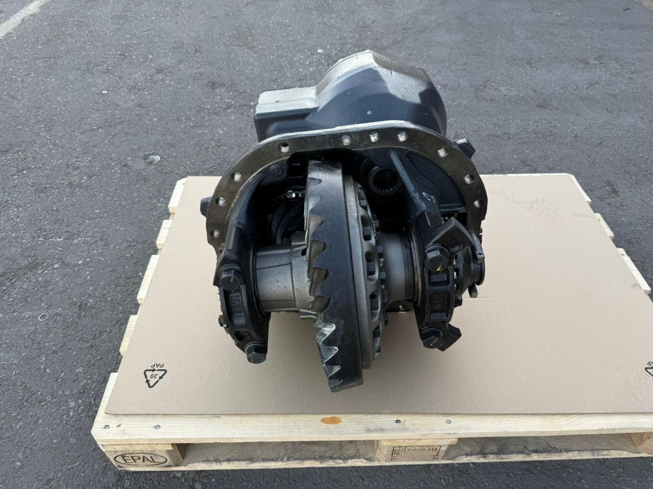 VOLVO Power Drive Diff group 20545464 - Axle and parts for Truck: picture 1 VOLVO Power Drive Diff group 20545464 - Axle and parts for Truck: picture 1