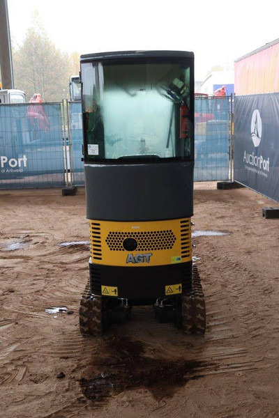 AGT Industrial QH13R - Mini excavator: picture 4 AGT Industrial QH13R - Mini excavator: picture 4