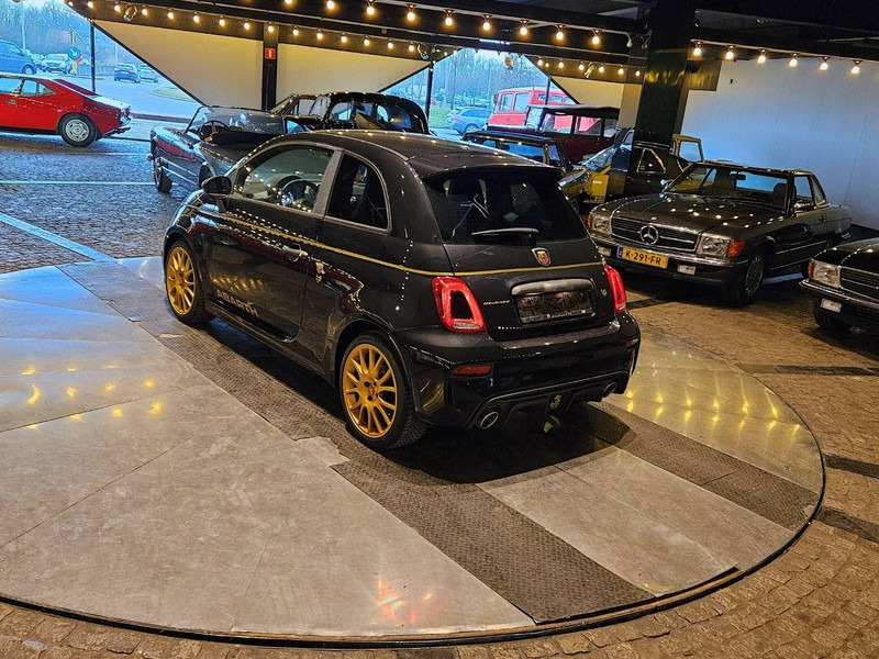 Abarth 595 Scorpioneoro - Sedan: picture 4 Abarth 595 Scorpioneoro - Sedan: picture 4