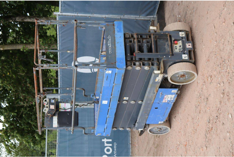 Aichi SV08CNL - Scissor lift: picture 4 Aichi SV08CNL - Scissor lift: picture 4