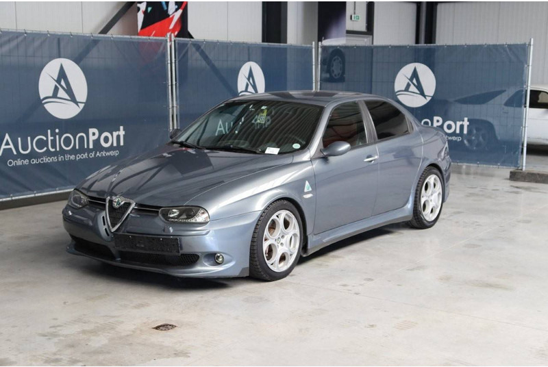 Sedan Alfa Romeo 156 3.2i V6 24v GTA: picture 9