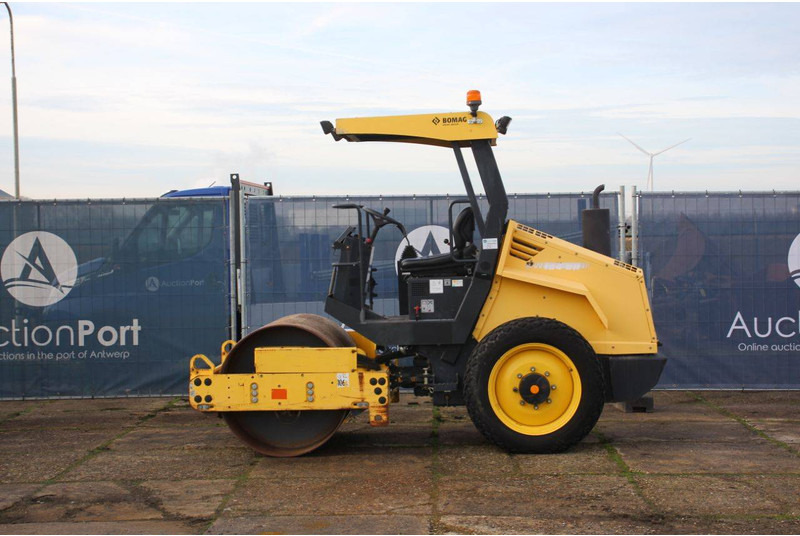 Bomag BW 124 DH - Compactor: picture 2 Bomag BW 124 DH - Compactor: picture 2