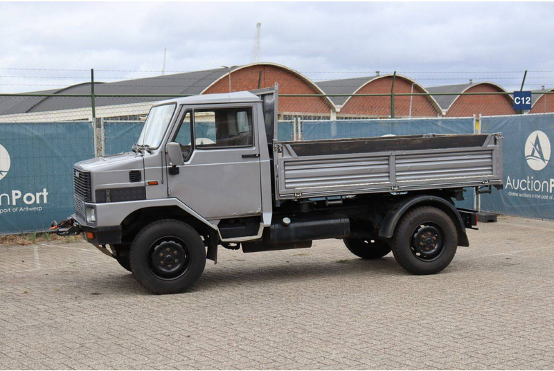 Bremach TGR 35 - Box truck: picture 1 Bremach TGR 35 - Box truck: picture 1