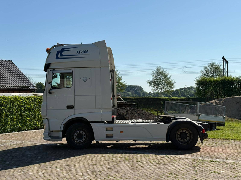 DAF XF-106 - Cab chassis truck: picture 3 DAF XF-106 - Cab chassis truck: picture 3