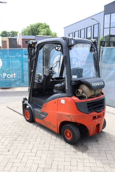 Fenwick-Linde H16T-01 - LPG forklift: picture 4 Fenwick-Linde H16T-01 - LPG forklift: picture 4