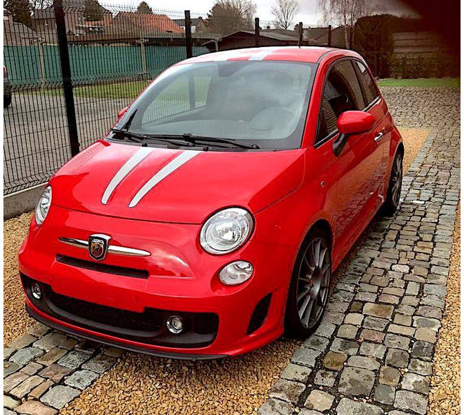 Fiat 500 Abarth Tributo Ferrari (limited 142/200) - Car: picture 1 Fiat 500 Abarth Tributo Ferrari (limited 142/200) - Car: picture 1