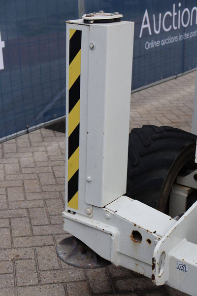 Scissor lift Genie GS3369 RT: picture 11