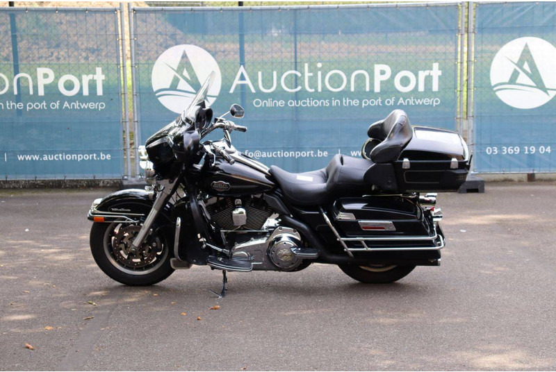 Harley-Davidson Ultra Classic - Motorcycle: picture 2 Harley-Davidson Ultra Classic - Motorcycle: picture 2