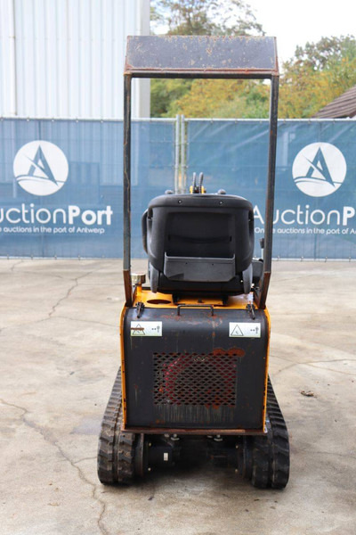 Infront YFE10 - Mini excavator: picture 5 Infront YFE10 - Mini excavator: picture 5