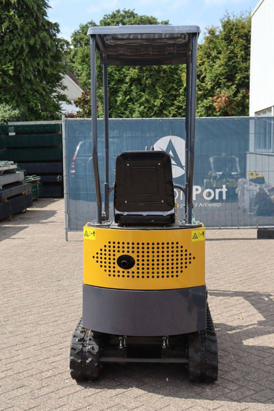 Infront YFE12 - Mini excavator: picture 5 Infront YFE12 - Mini excavator: picture 5