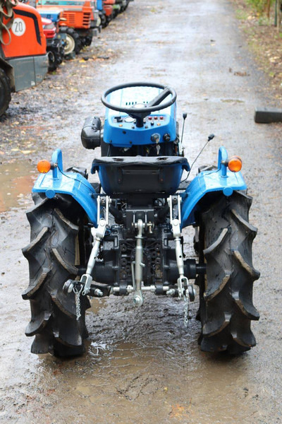 Iseki TX1410F - Farm tractor: picture 5 Iseki TX1410F - Farm tractor: picture 5