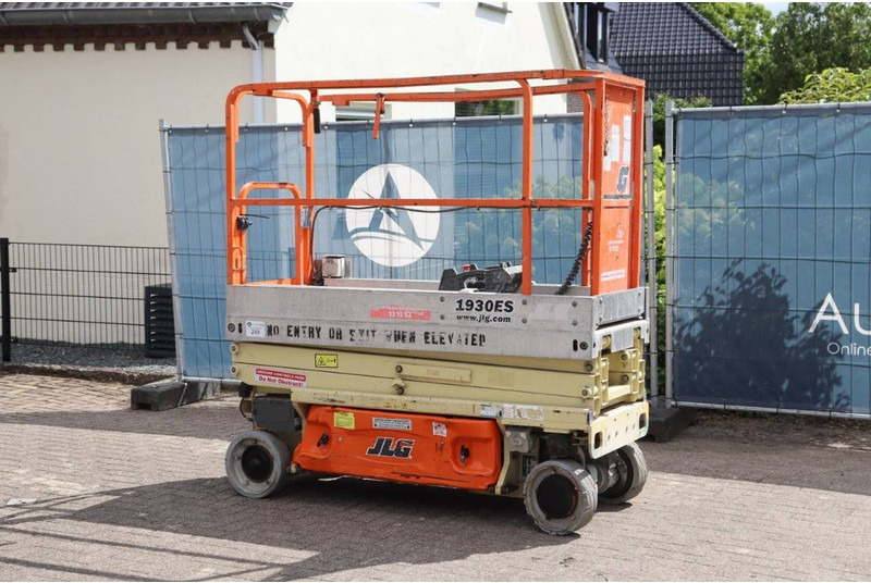 JLG 1930ES - Scissor lift: picture 3 JLG 1930ES - Scissor lift: picture 3