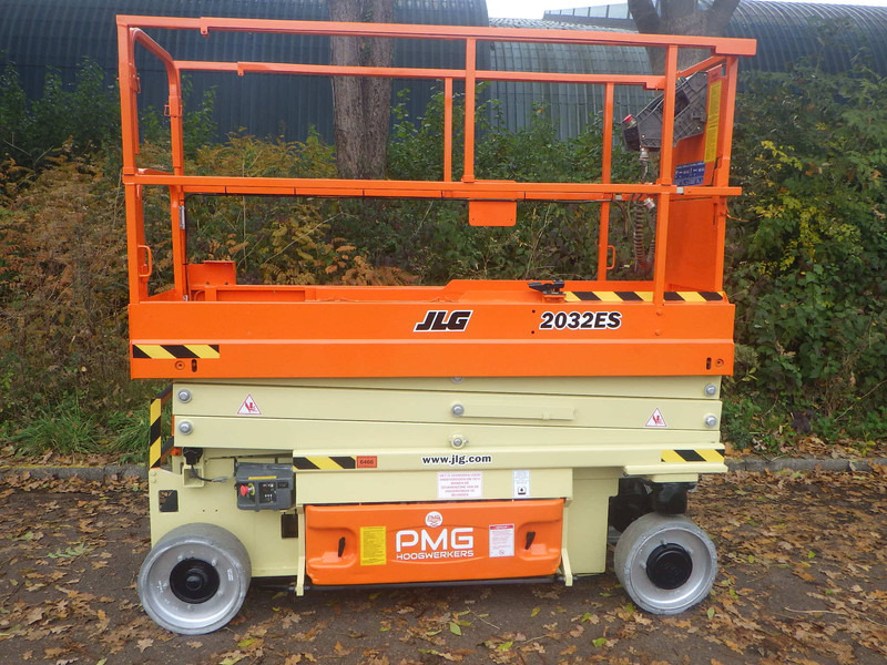 JLG 2032ES - Scissor lift: picture 2 JLG 2032ES - Scissor lift: picture 2