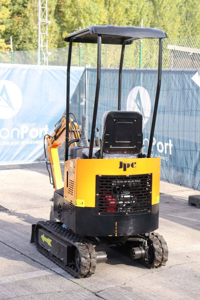 JPC HT12 - Mini excavator: picture 4 JPC HT12 - Mini excavator: picture 4