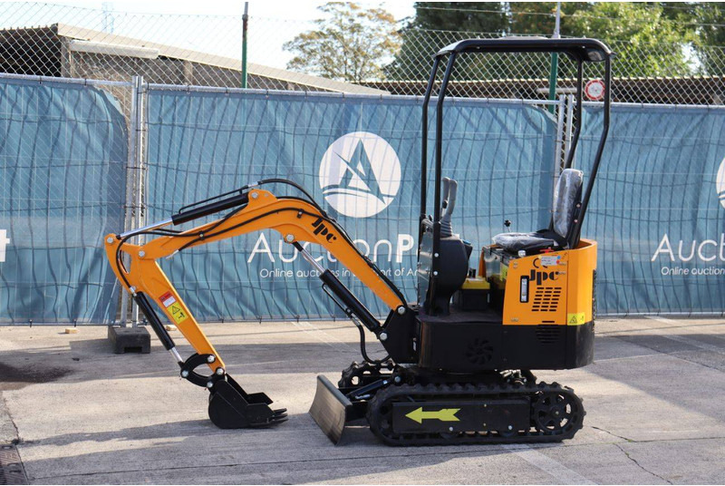 JPC HT12 - Mini excavator: picture 1 JPC HT12 - Mini excavator: picture 1