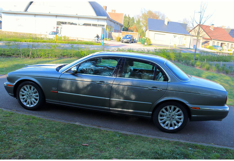 Jaguar XJ-6 3.0 Sovereign - Sedan: picture 2 Jaguar XJ-6 3.0 Sovereign - Sedan: picture 2