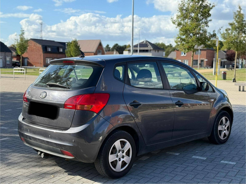 Kia Venga (I) 1.4 CVVT - Sedan: picture 3 Kia Venga (I) 1.4 CVVT - Sedan: picture 3
