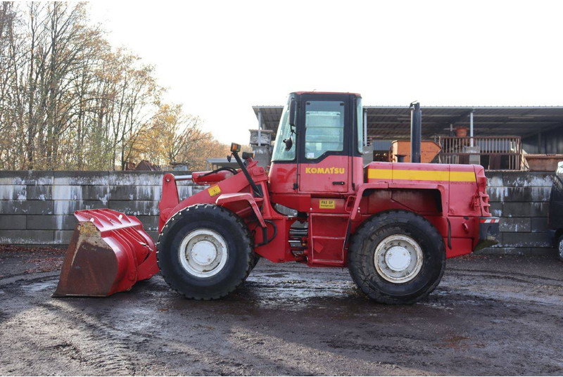 Komatsu WA 270-3 - Wheel loader: picture 2 Komatsu WA 270-3 - Wheel loader: picture 2