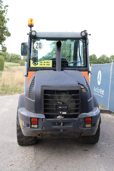 Komatsu WA70-7 - Wheel loader: picture 5 Komatsu WA70-7 - Wheel loader: picture 5