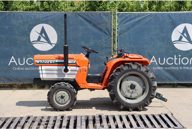 Kubota B1702DT - Farm tractor: picture 2 Kubota B1702DT - Farm tractor: picture 2