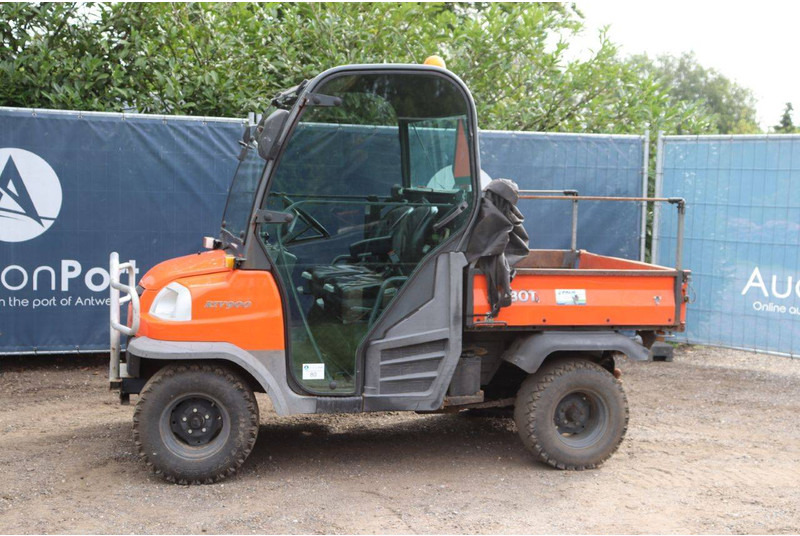 Kubota RTV900 - Golf cart: picture 1 Kubota RTV900 - Golf cart: picture 1