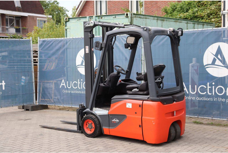 Linde E15-02 - Electric forklift: picture 4 Linde E15-02 - Electric forklift: picture 4