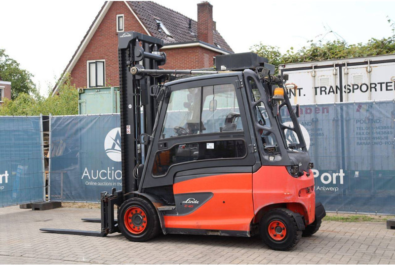 Linde E40HL-01/600 - Electric forklift: picture 3 Linde E40HL-01/600 - Electric forklift: picture 3