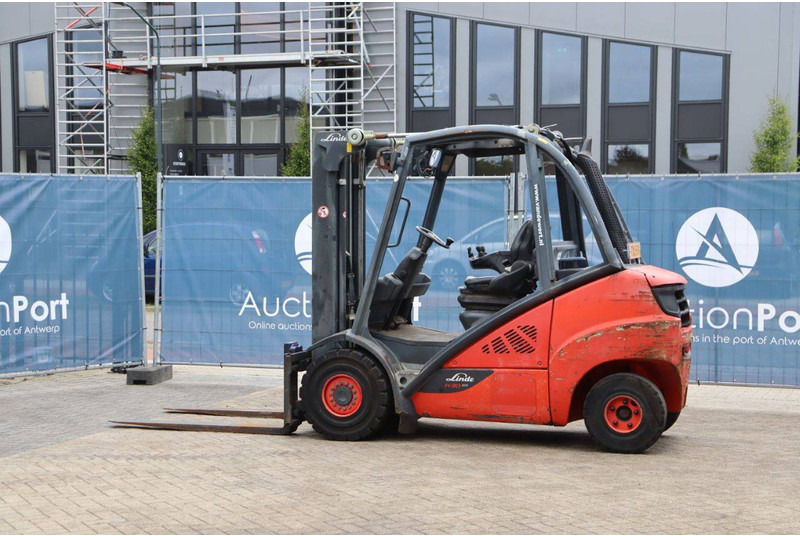 Linde H30D-02 - Diesel forklift: picture 3 Linde H30D-02 - Diesel forklift: picture 3