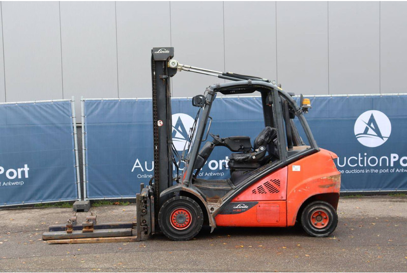 Linde H30D-02 - Diesel forklift: picture 2 Linde H30D-02 - Diesel forklift: picture 2