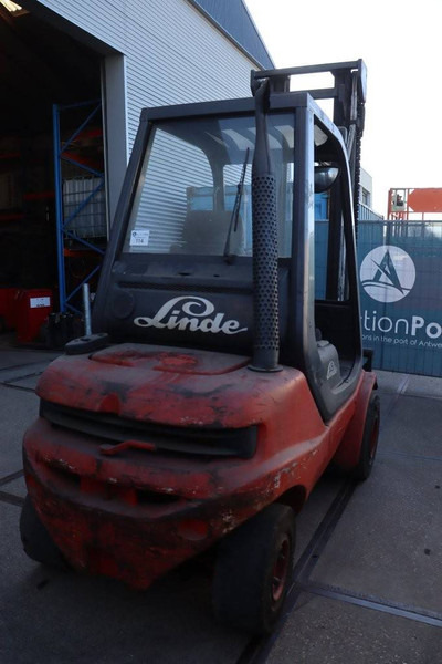 Linde H30D-02 - Diesel forklift: picture 5 Linde H30D-02 - Diesel forklift: picture 5