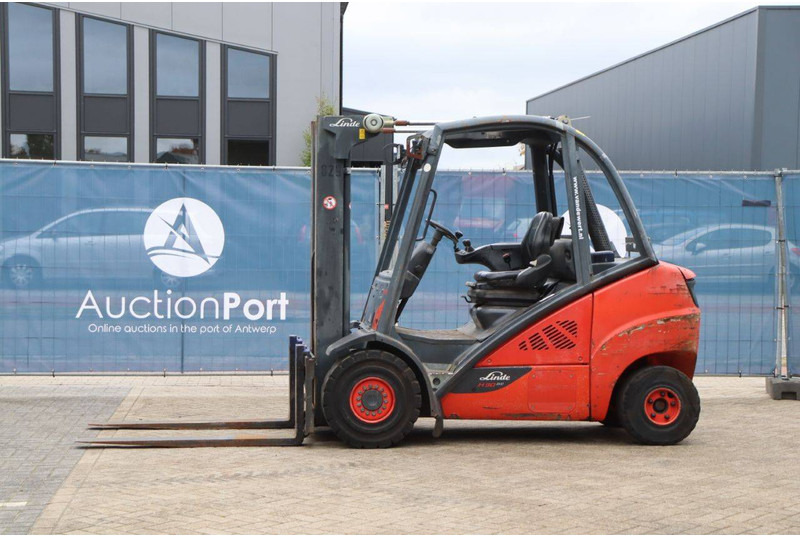 Linde H30D-02 - Diesel forklift: picture 1 Linde H30D-02 - Diesel forklift: picture 1