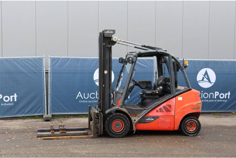 Linde H30D-02 - Diesel forklift: picture 1 Linde H30D-02 - Diesel forklift: picture 1