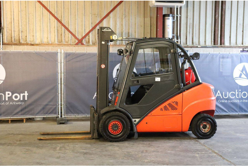 Linde H35T-01 - LPG forklift: picture 1 Linde H35T-01 - LPG forklift: picture 1
