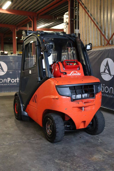 Linde H35T-01 - LPG forklift: picture 4 Linde H35T-01 - LPG forklift: picture 4