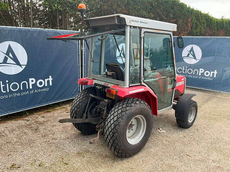 Massey Ferguson 1230 - Farm tractor: picture 4 Massey Ferguson 1230 - Farm tractor: picture 4