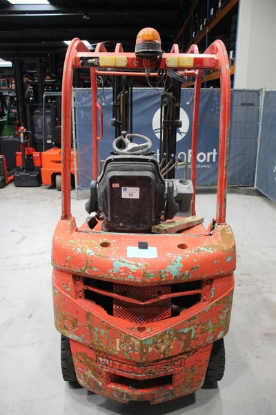 Mitsubishi FD15N - Diesel forklift: picture 4 Mitsubishi FD15N - Diesel forklift: picture 4