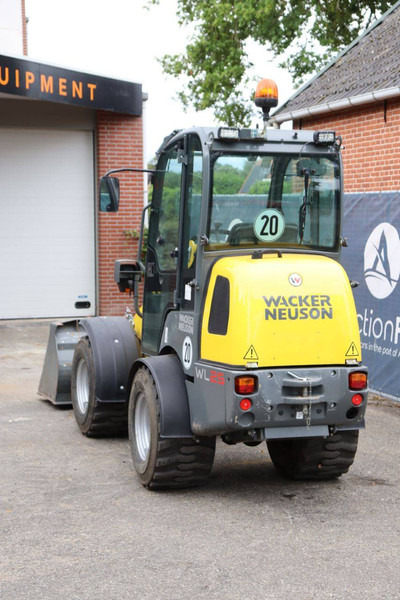 Neuson WL25 - Wheel loader: picture 4 Neuson WL25 - Wheel loader: picture 4
