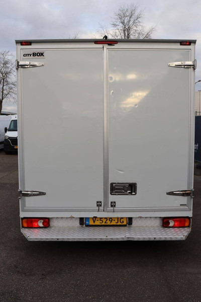 Nissan NV400 - Refrigerated van: picture 5 Nissan NV400 - Refrigerated van: picture 5
