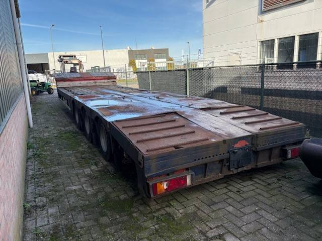 Nooteboom OSD-48-03 - Low loader semi-trailer: picture 1 Nooteboom OSD-48-03 - Low loader semi-trailer: picture 1