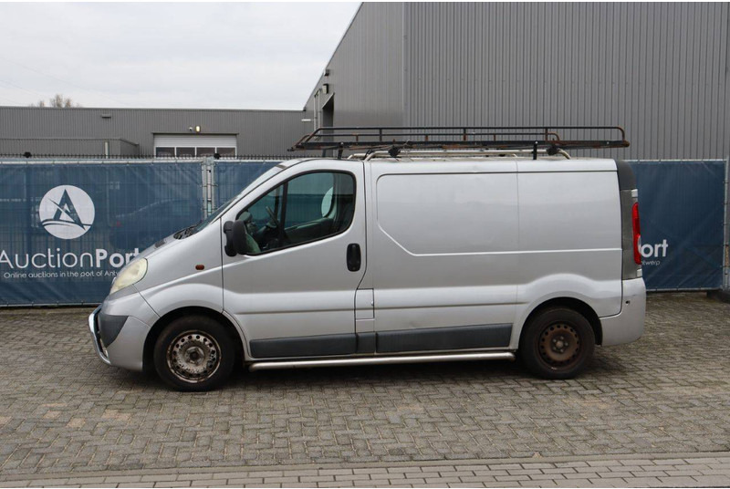Opel Vivaro 2.0CDTI/66KW-E4 2.7T L1H1 - Panel van: picture 2 Opel Vivaro 2.0CDTI/66KW-E4 2.7T L1H1 - Panel van: picture 2