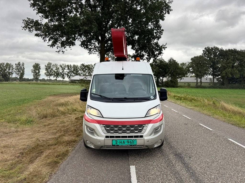 Peugeot Boxer 2.0HDI - Truck mounted aerial platform: picture 2 Peugeot Boxer 2.0HDI - Truck mounted aerial platform: picture 2