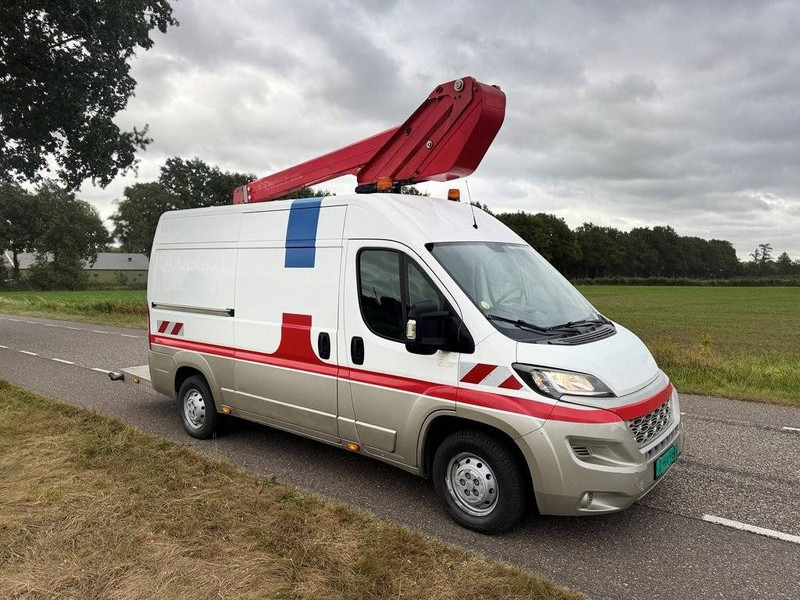 Peugeot Boxer 2.0HDI - Truck mounted aerial platform: picture 4 Peugeot Boxer 2.0HDI - Truck mounted aerial platform: picture 4